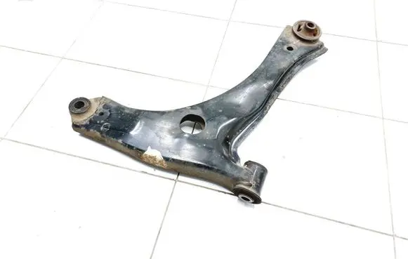 Front lower control arm/wishbone