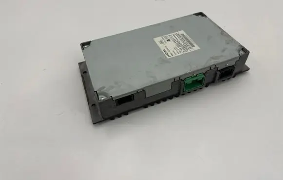 Jaguar XK - XKR Sound amplifier 6W8318C808AE PM1JG310 021038