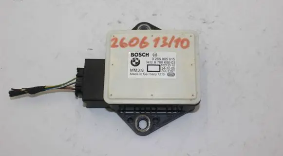 BMW 5 E60 E61 ESP acceleration yaw rate sensor 6768680 0265005615 3001161