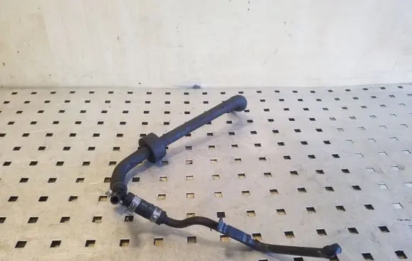 Volkswagen Touareg I Engine coolant pipe/hose 059121399B