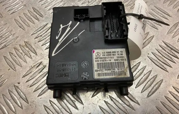 Mercedes-Benz E W238 Air conditioning/heating control unit A0009003113