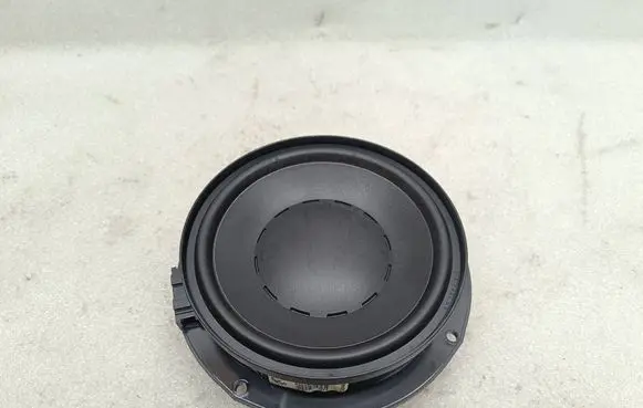 Volkswagen PASSAT B7 Rear door speaker 3C0035453B 7128957 84899