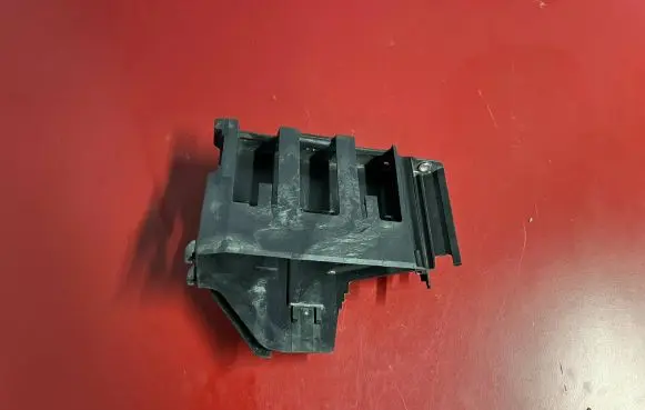 BMW X1 F48 F49 Engine control unit holder 8581370 12908581370