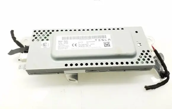 Tesla Model 3 Other control units/modules 107975500D