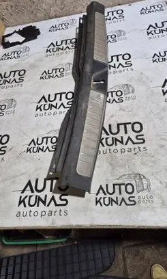 Toyota Avensis T250 Other trunk/boot trim element 58387-05090