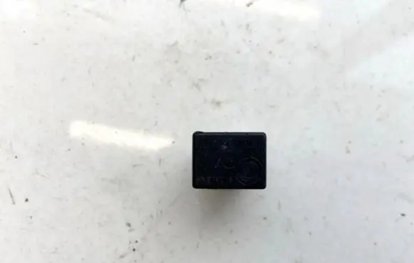 Fiat Stilo Other relay V23073B1008X51 V23073-B1008-X51