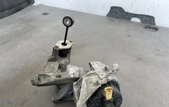 Audi Q5 SQ5 Engine mounting bracket 4M0199307AF 4M0199371FB 80A199862