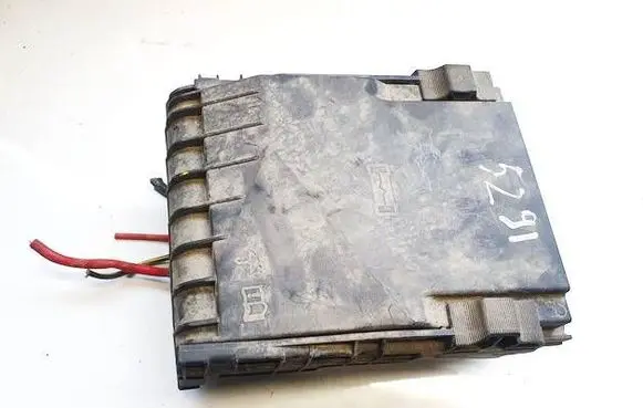 Volkswagen Caddy Fuse box set 1k0937800be 1k0937125a
