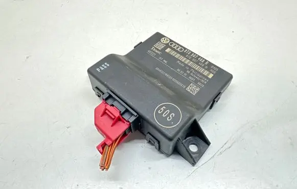 Audi A5 Sportback 8TA Gateway control module 8T0907468R 8T0907468H