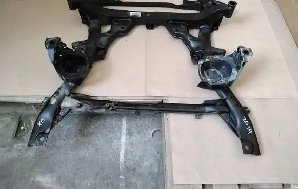 BMW X6 E71 Front subframe