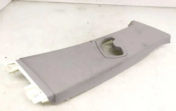 BMW 3 E90 E91 (B) pillar trim (top) 7058336