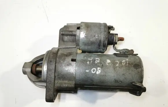 Mercedes-Benz B W245 Starter motor A0061510301