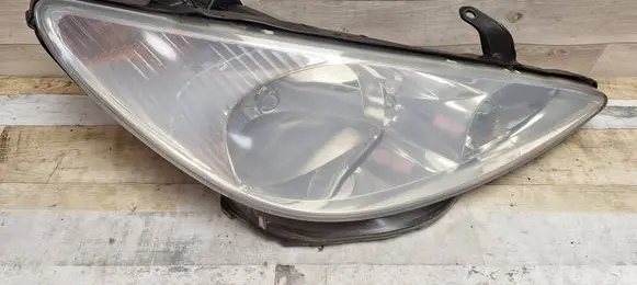 Honda FR-V Headlight/headlamp