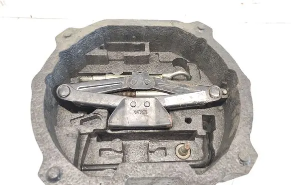 Peugeot 407 Tool set 9681838080 244497
