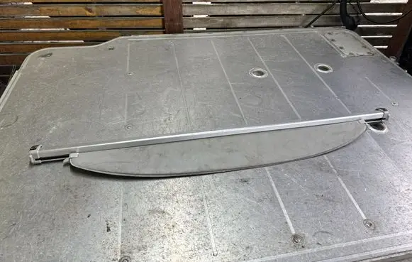 Toyota Prius (XW30) Parcel shelf load cover