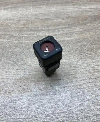 Passenger airbag on/off switch