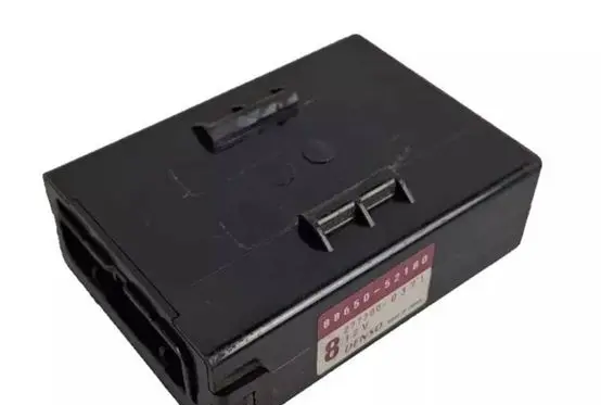 Toyota Yaris Other control units/modules 8865052180