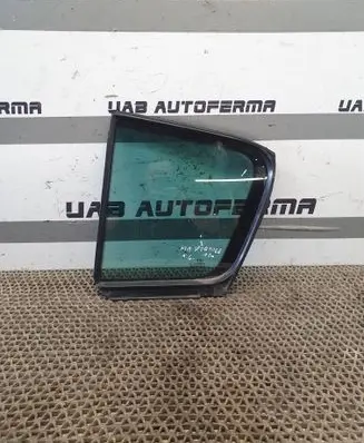KIA Sportage Rear vent window glass 