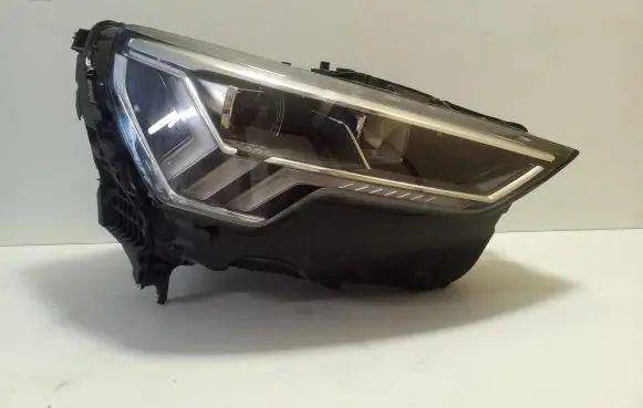 Audi Q3 F3 Headlight/headlamp 83A941034A 21629750
