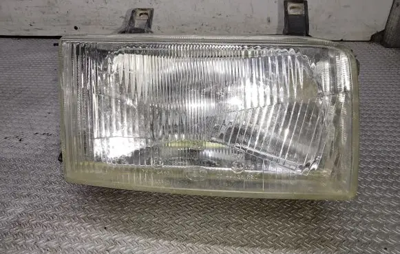 Volkswagen Transporter - Caravelle T4 Headlight/headlamp 7R0144438