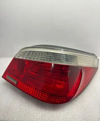 BMW 5 E60 E61 Rear/tail lights 6910768