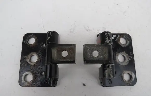 Volvo XC90 Tailgate/trunk/boot hinge 30674732