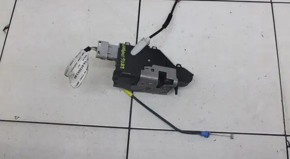 Peugeot Expert Rear door lock 9681336280