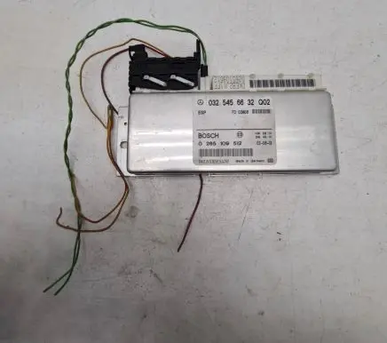 Mercedes-Benz E W210 ESP (stability system) control unit 0325456632 DKE833025172 0265109512