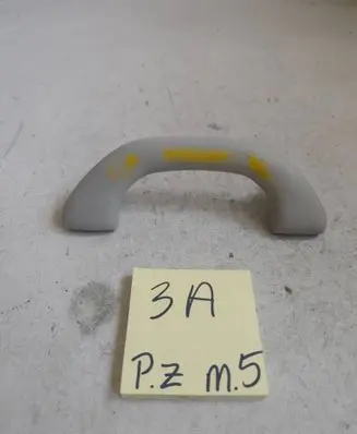 Volkswagen PASSAT B6 Front interior roof grab handle 8374782