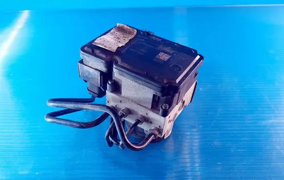 Ford Focus ABS Pump BV612C405AK A426G 61321400963