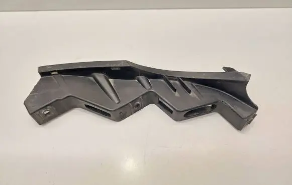 Volkswagen PASSAT B6 Front bumper mounting bracket 3C0035110