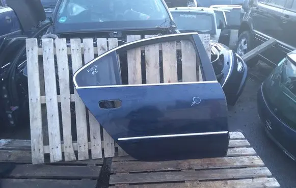 Peugeot 607 Rear door