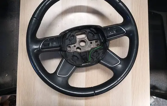 Audi A3 S3 8V Steering wheel 8U0419091B