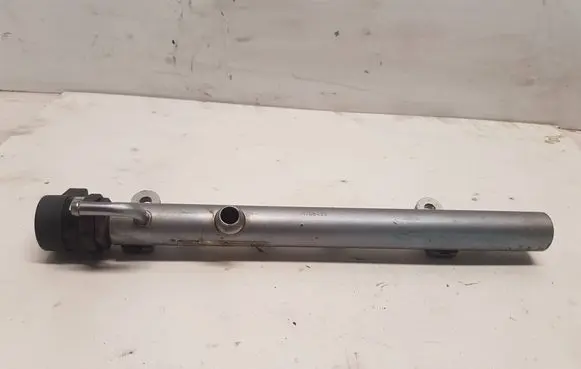 Mercedes-Benz ML W164 Fuel main line pipe A6420700495 0802100868