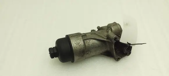 Mercedes-Benz B W245 Oil filter mounting bracket A6401800710