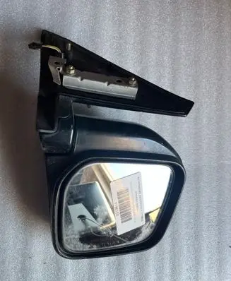 Mitsubishi Pajero Front door electric wing mirror