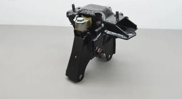 Seat Ibiza IV (6J,6P) Engine mount bracket 6Q0199555AR