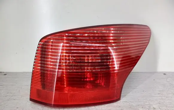 Peugeot 407 Rear/tail lights 
