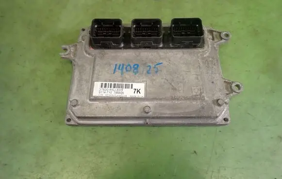 Honda Civic Engine control unit/module ECU 37820-RSJ-E01