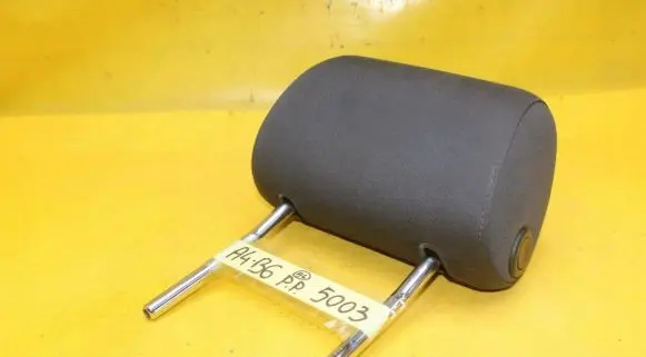 Audi A4 S4 B6 8E 8H Front seat headrest 