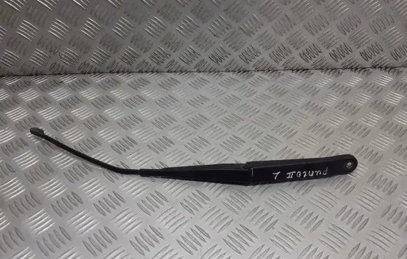 Fiat Punto (188) Front wiper blade arm 7352787920