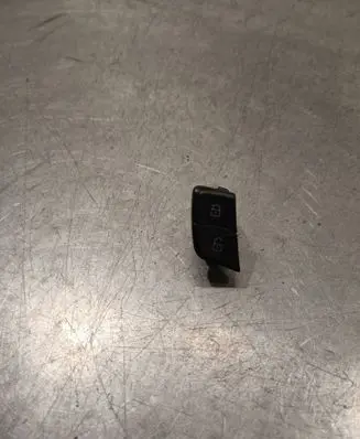 Audi A5 8T 8F Child safety switch 8T2932108A