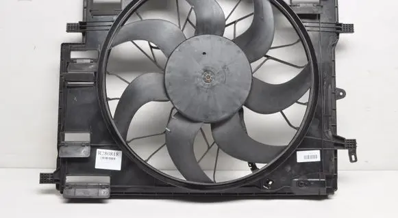 Volvo XC60 Electric radiator cooling fan 31657360