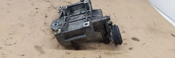 Volkswagen PASSAT B5 A/C compressor mount bracket 058260885 9655239270 52394