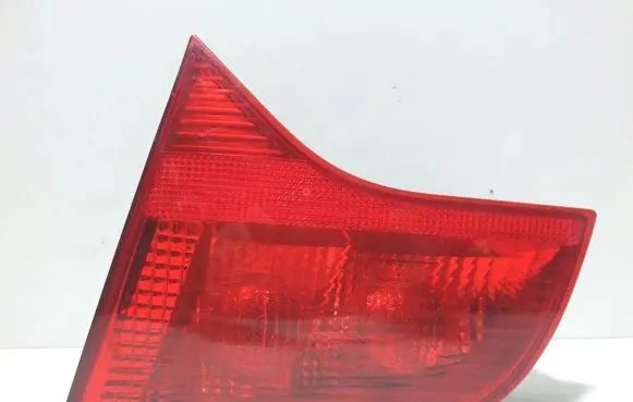 Audi A4 S4 B7 8E 8H Tailgate rear/tail lights 8E9945094