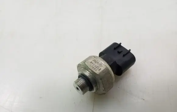 Toyota Auris 150 Air conditioning (A/C) pressure sensor 