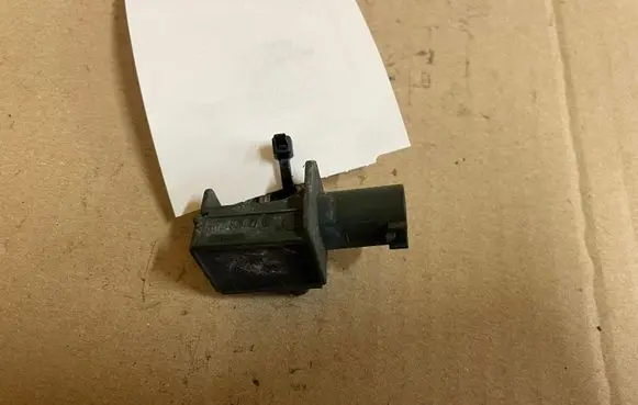 Mercedes-Benz E W212 Airbag deployment crash/impact sensor A1729056000