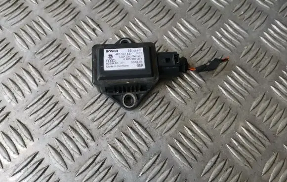 Audi A6 S6 C6 4F ESP acceleration yaw rate sensor 4F0907637 0265005278