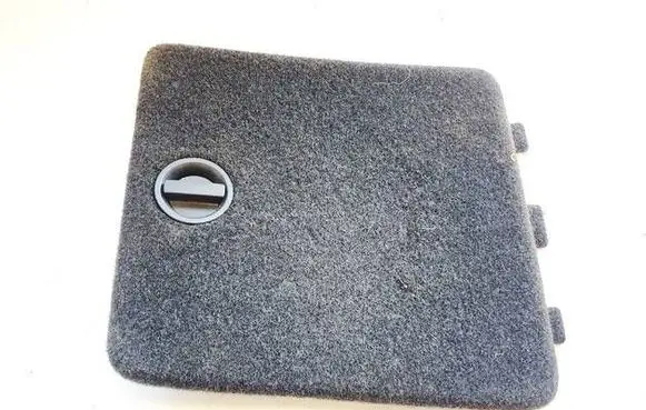 Volkswagen PASSAT B7 Other trunk/boot trim element 1J0867468