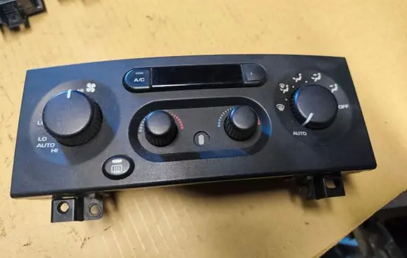 Jeep Grand Cherokee (WJ) Climate control unit P55115903
